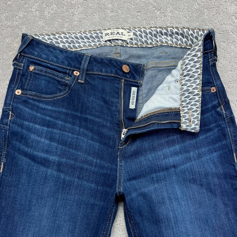 Ariat REAL Jeans Women 31R(31x32.5) High Rise Bootcut Ballary Blue Denim Stretch - Picture 1 of 16